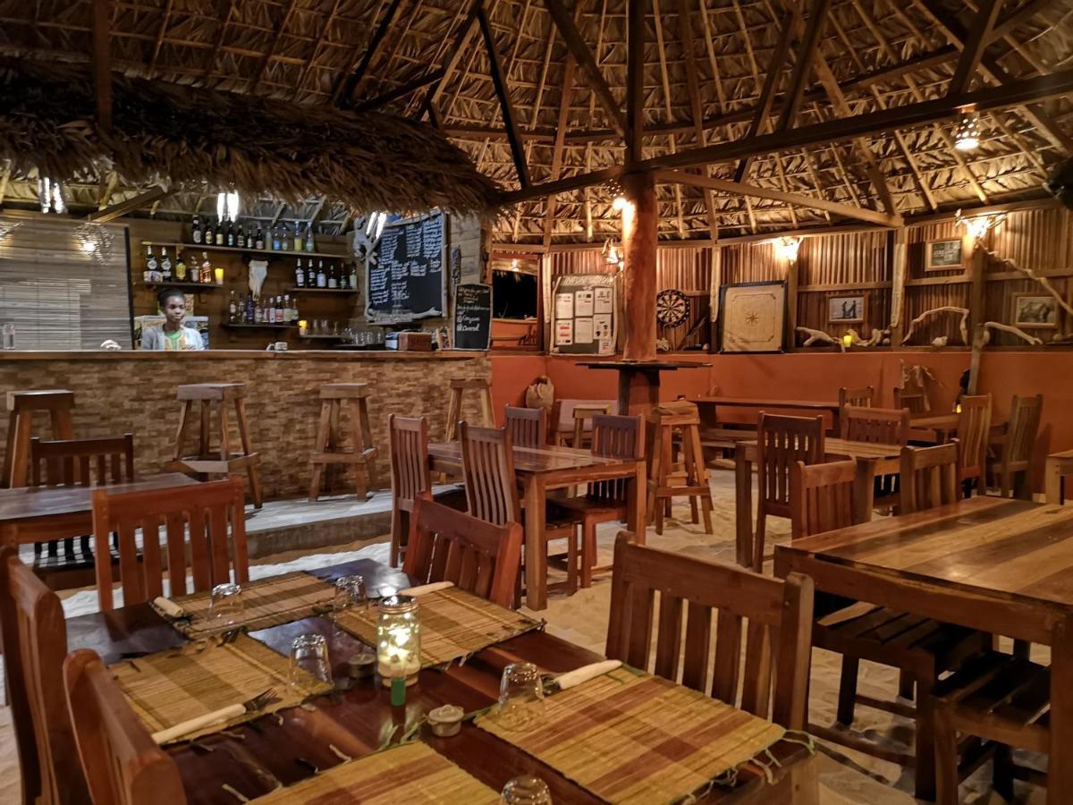 Ocean Lodge Kite & Windsurf Antsiranana Ngoại thất bức ảnh