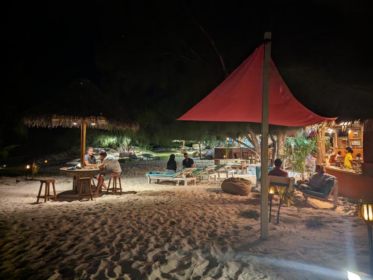 Ocean Lodge Kite & Windsurf Antsiranana Ngoại thất bức ảnh