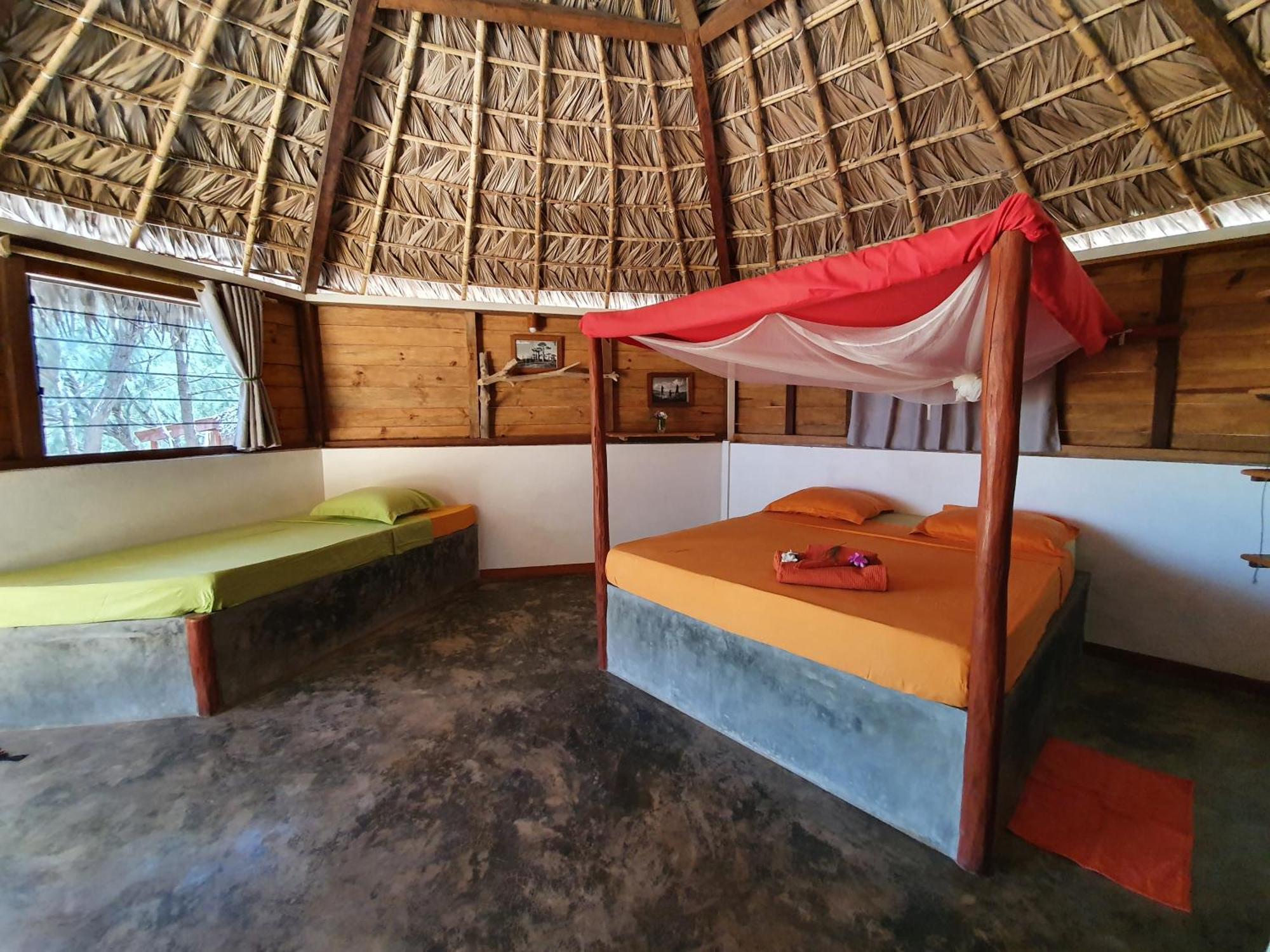 Ocean Lodge Kite & Windsurf Antsiranana Ngoại thất bức ảnh